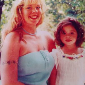 Meet your Posher, Reana